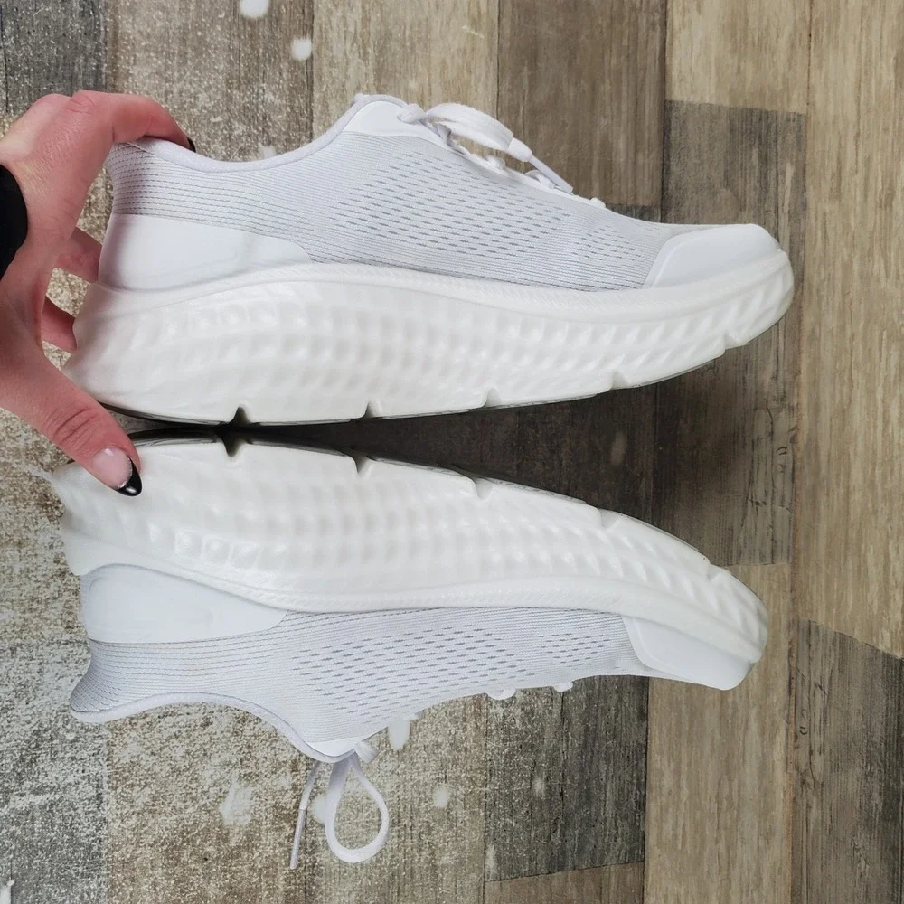 Skechers worn 2x